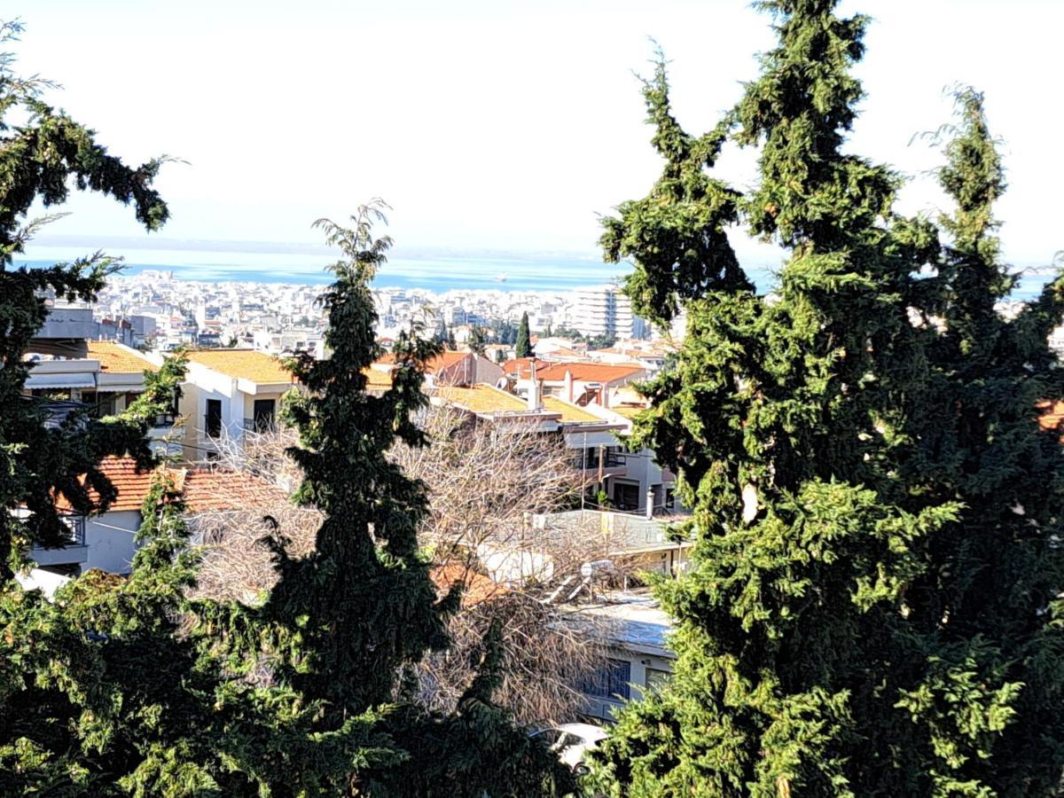 Όμορφο Διαμέρισμα- Σοφίτα Με Υπέροχη Θεα Thessaloniki Exterior foto