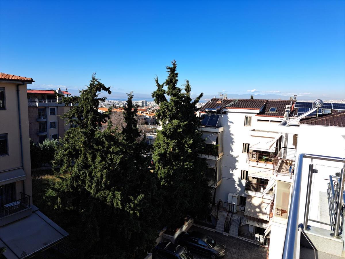 Όμορφο Διαμέρισμα- Σοφίτα Με Υπέροχη Θεα Thessaloniki Exterior foto
